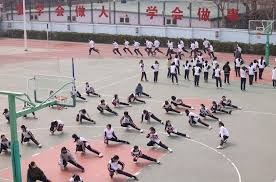 武汉女足vs东孟加拉女足首发：王霜领衔，奥乌苏先发