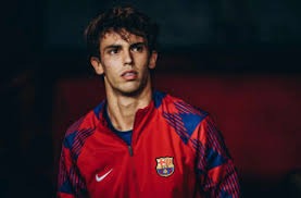 麻将什么时候该忍一手（打麻将何时该选择忍手）